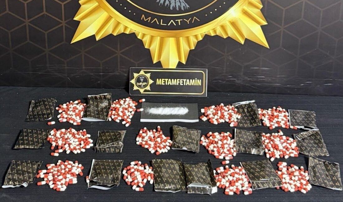 Malatya’da düzenlenen bir operasyonda, 2 bin 55 gram metamfetamin, 2