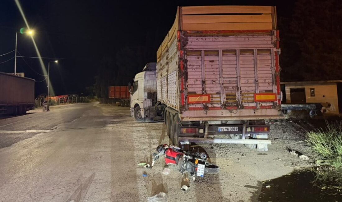 Salihli ilçesinde meydana gelen bir kaza sonucunda motosiklet sürücüsü hayatını