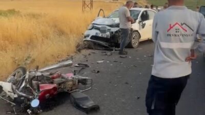 Mardin’in Mazıdağı ilçesinde meydana gelen trafik kazasında otomobil ile motosiklet