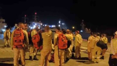 Muğla’nın Marmaris ilçesinde çıkan orman yangını söndürme çalışmaları devam ediyor.