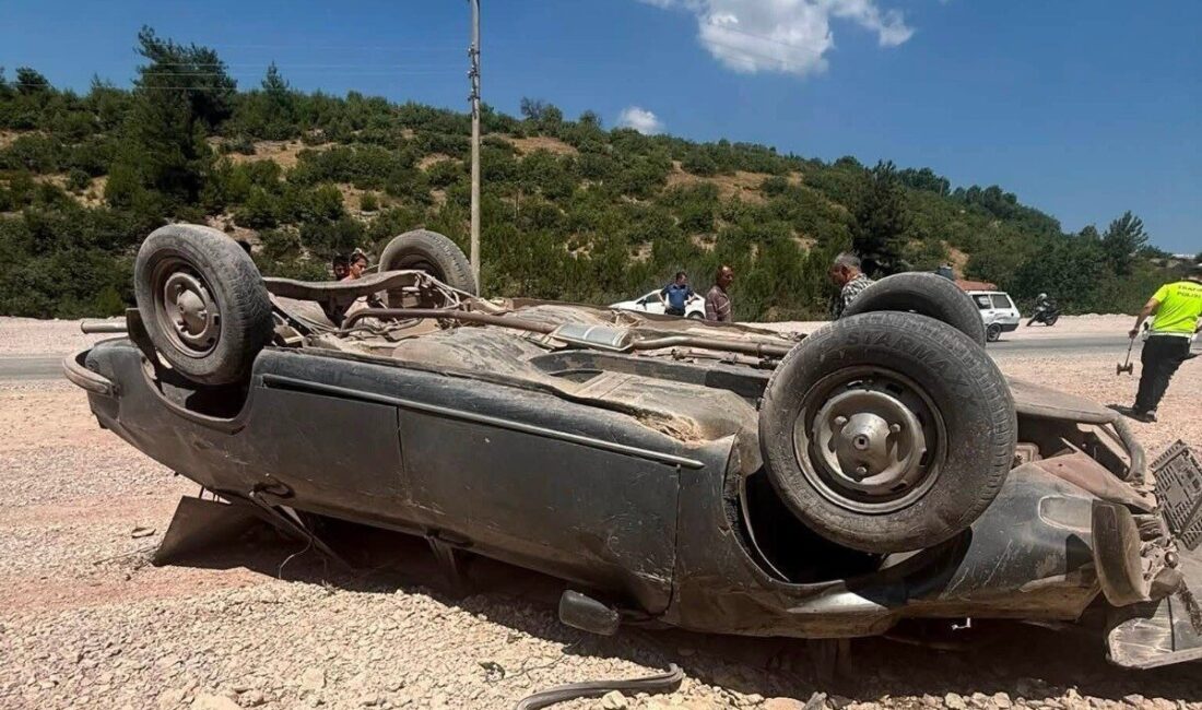 Manisa’nın Gördes ilçesinde meydana gelen trafik kazasında 3 kişi yaralandı.