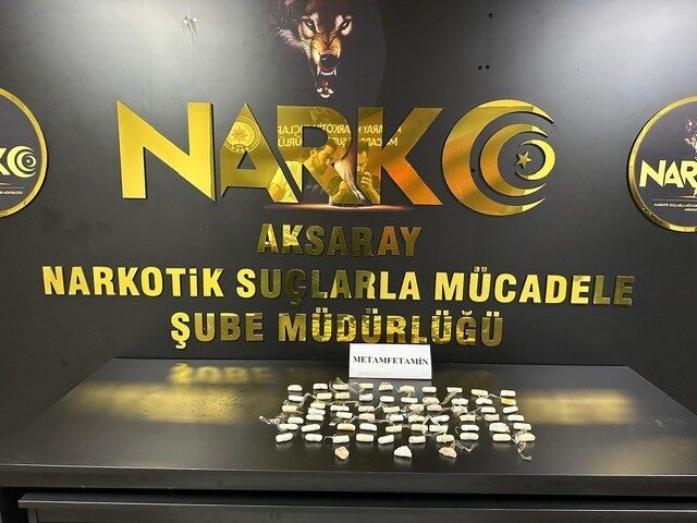 Aksaray’a dışarıdan uyuşturucu madde taşıyan 6 kişi, gerçekleştirilen 2 ayrı