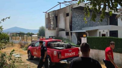 Muğla’nın Milas ilçesine bağlı Bahçeburun Mahallesi’nde meydana gelen yangında, ev