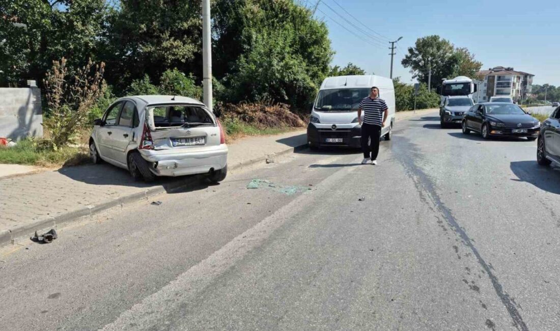DÜZCE’DE KAZA: OTOMOBİL, MİNİBÜSLE ÇARPIŞTI Düzce’de meydana gelen trafik kazasında,