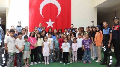 Erzurum’un Palandöken ilçesinde bulunan Maksut Efendi Aile Destek Merkezi’nde öğrenim