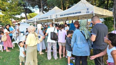 Bursa Büyükşehir Belediyesi, bilimi toplumun her kesimine yayarak gençler arasında