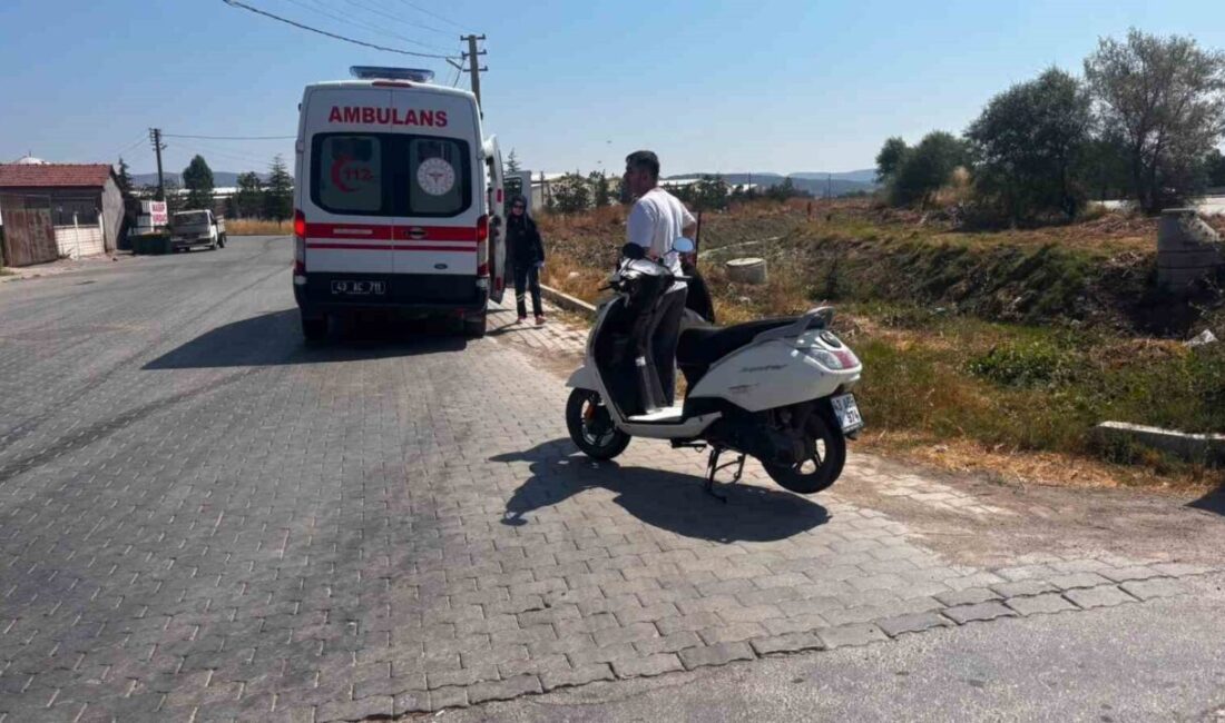 Tavşanlı ilçesinde meydana gelen trafik kazasında bir motosiklet sürücüsü yaralandı.