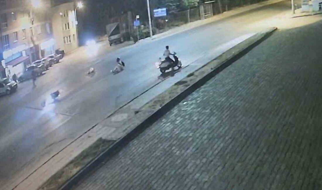 Eskişehir’de bir kız çocuğu, yolun karşısına geçmeye çalışırken motosikletle çarpışarak