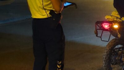 Gelibolu ilçesindeki bir olayda, denetim sırasında polis ekiplerinden kaçmaya çalışan