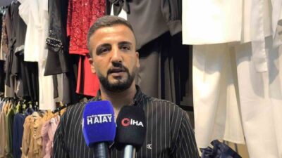 Reyhanlı ilçesinde bir giyim mağazasında yaşanan olayda, mağazaya gelen 2