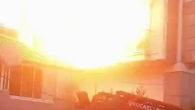 Kocaeli’nin Darıca ilçesinde bulunan 4 katlı bir binada çıkan yangına