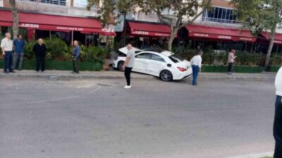 Ankara’nın Nallıhan ilçesinde meydana gelen trafik kazasında bir tırın 2