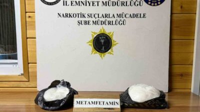 Havza ilçesinde gerçekleştirilen bir uyuşturucu operasyonunda, polis ekipleri narkotik dedektör