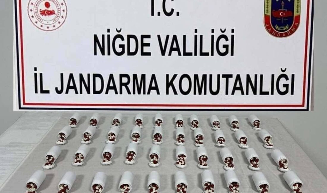 Niğde İl Jandarma Komutanlığı ekipleri, uyuşturucu ve uyarıcı madde ticaretini