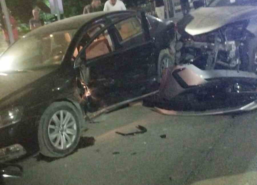 Niğde’de meydana gelen bir trafik kazasında, iki otomobil çarpıştı ve