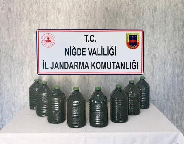 Niğde’nin Bor ilçesinde jandarma ekipleri tarafından düzenlenen operasyonda, kaçak veya