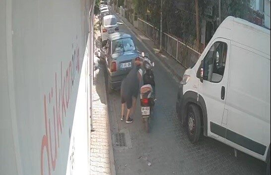 İzmir Bayraklı’da yaşanan olayda, noter dönüşü düşürülen 100 bin lira