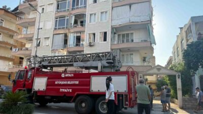 Serik ilçesine bağlı Merkez Mahallesi Hacı Azmi Akman Caddesi üzerindeki