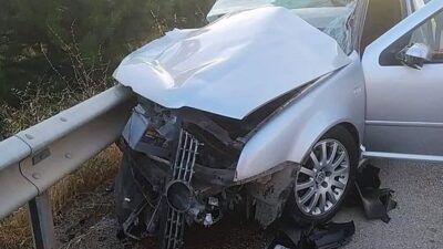 Kırıkkale’de meydana gelen trafik kazasında, bir yolcu otobüsü ile çarpışan