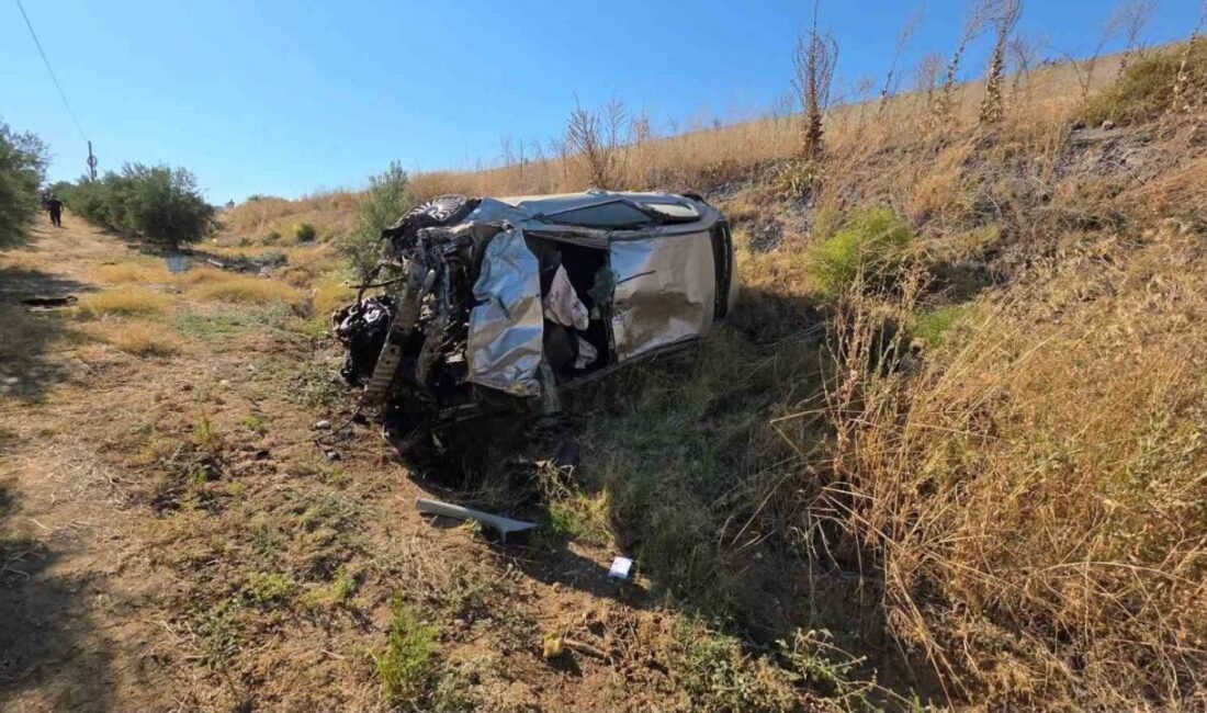 Manisa’nın Salihli ilçesinde bir otomobilin sürücüsünün direksiyon hakimiyetini kaybetmesi sonucu