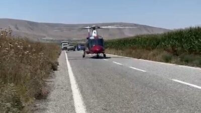 Konya’nın Yunak ilçesinde bir adam, eşiyle otomobilde yaşadığı tartışma sonucunda