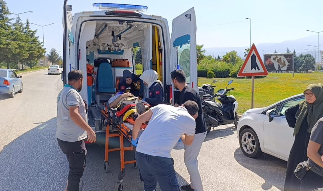 Bursa’nın İnegöl ilçesinde otomobil ile motosikletin karıştığı kaza sonucu motosiklet