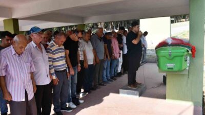 Hatay’da meydana gelen trafik kazasında tır, otomobil ve yolcu otobüsünün