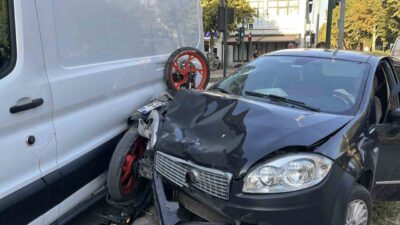 Bursa’da meydana gelen trafik kazasında, bir motosiklet otomobil ile çarpıştıktan