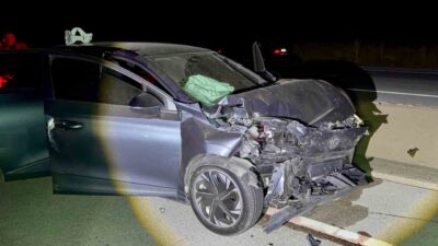 Afyonkarahisar’da meydana gelen trafik kazasında otomobil ile hafif ticari aracın
