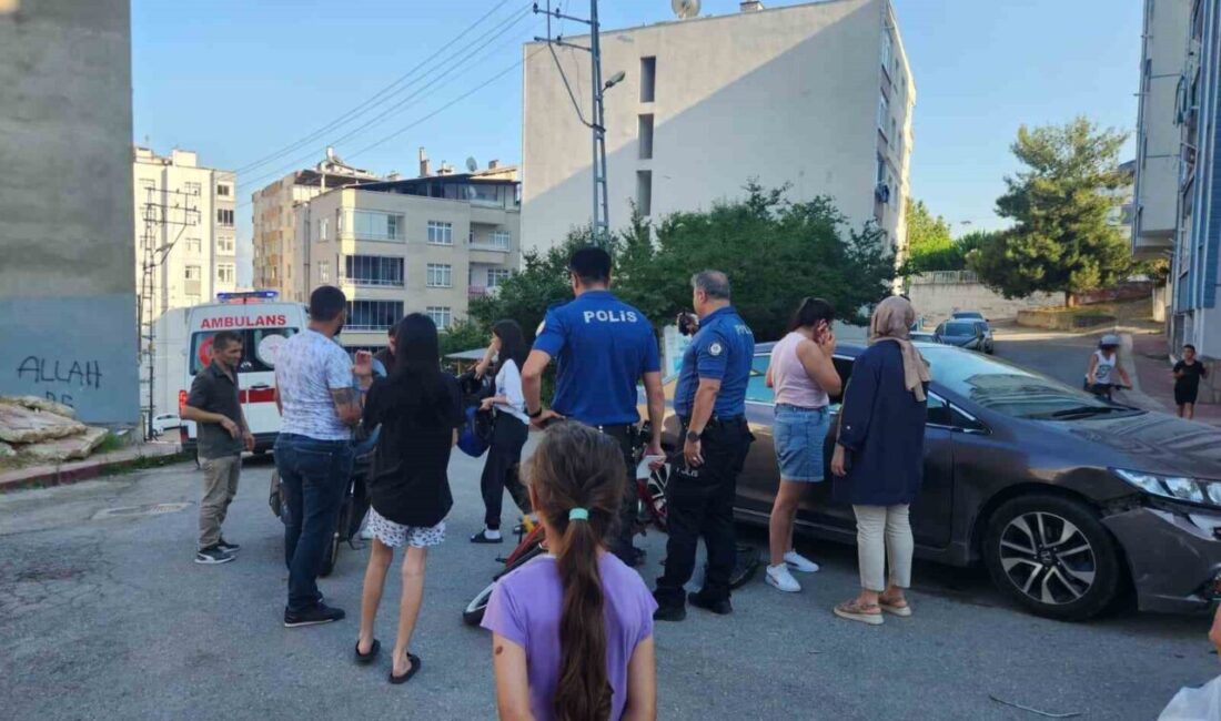 Samsun’da bir otomobil ile motosikletin çarpıştığı trafik kazasında motosiklet sürücüsü