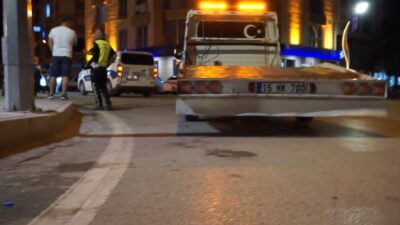 Burdur’un Gölhisar ilçesinde meydana gelen bir trafik kazası, güvenlik kamerasına