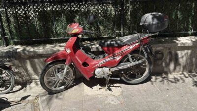 Eskişehir’de devriye gezen polis ekipleri, şüpheli buldukları park halindeki motosikletin