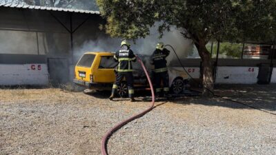 Muğla’nın Menteşe ilçesindeki bir araçta meydana gelen yangın, itfaiye ekiplerinin