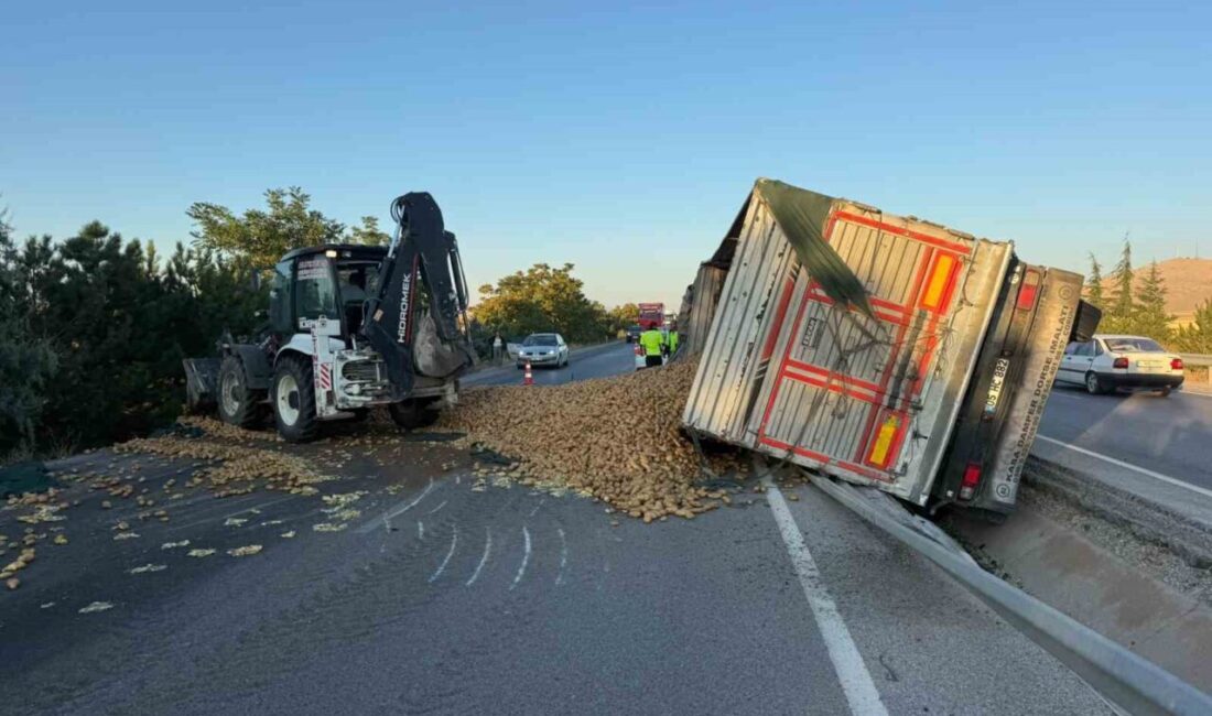 Afyonkarahisar’da meydana gelen trafik kazasında, Topdere köyü yakınlarında kontrolden çıkan