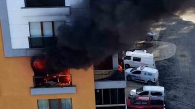 Rize’nin Ardeşen ilçesinde bulunan 10 katlı bir apartmanın 4. katında