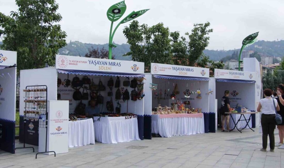 Rize Çay Çarşısı’nda düzenlenen “Rize Yaşayan Miras Şöleni”, Kültür ve