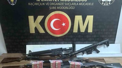 Sakarya’da, polis ekipleri tarafından silah kaçakçılığının engellenmesine yönelik gerçekleştirilen operasyonda
