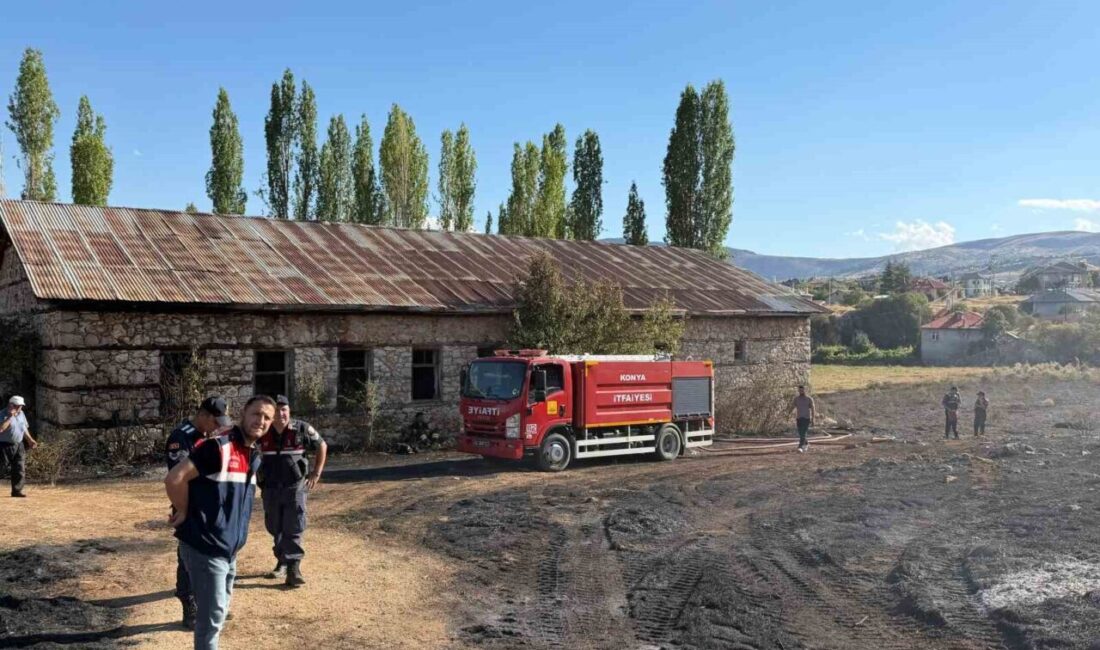 Bozkır ilçesinde, Baybağan Mahallesi’nde meydana gelen yangın, saman yüklü bir