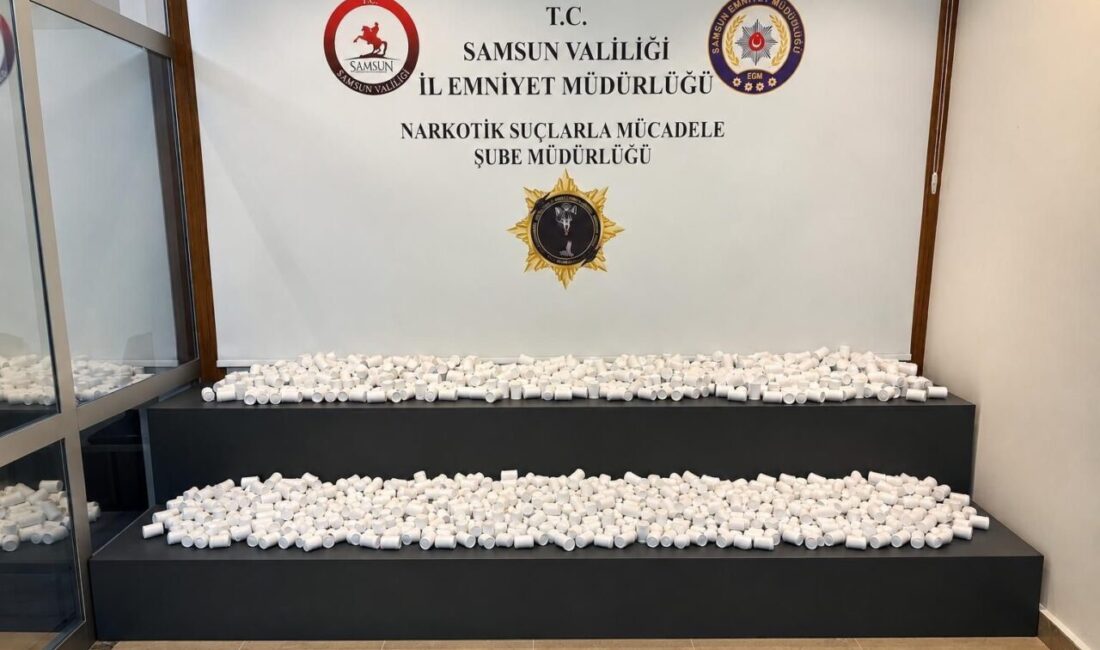 Samsun’da gerçekleştirilen iki ayrı uyuşturucu operasyonunda toplam 77 bin 160