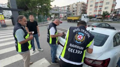 Samsun şehrinde gerçekleştirilen ‘korsan taksi’ denetiminde 3 sürücüye toplamda 300