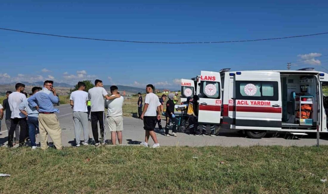 Samsun’un Vezirköprü ilçesinde meydana gelen trafik kazasında 3 kişi yaralandı.