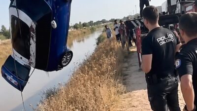 Şanlıurfa’da bir otomobilin dereye devrilmesi sonucu sürücü kayboldu. Sürücünün bulunması
