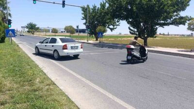 Şanlıurfa’da, bir otomobil ile bir motosikletin çarpıştığı kazada motosiklet sürücüsü