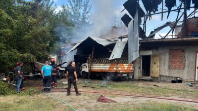 Sapanca ilçesine bağlı Çayiçi Mahallesi’nde bulunan bir depoda meydana gelen