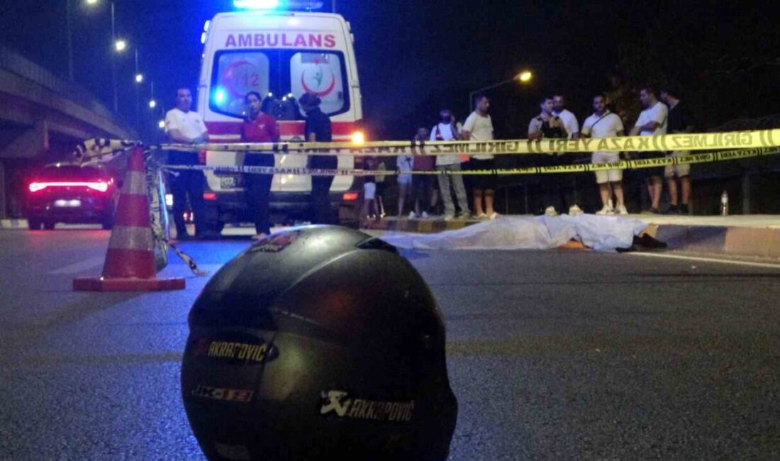 Antalya’da 25 yaşındaki bir motosiklet sürücüsü, gece saatlerinde seyir halindeyken