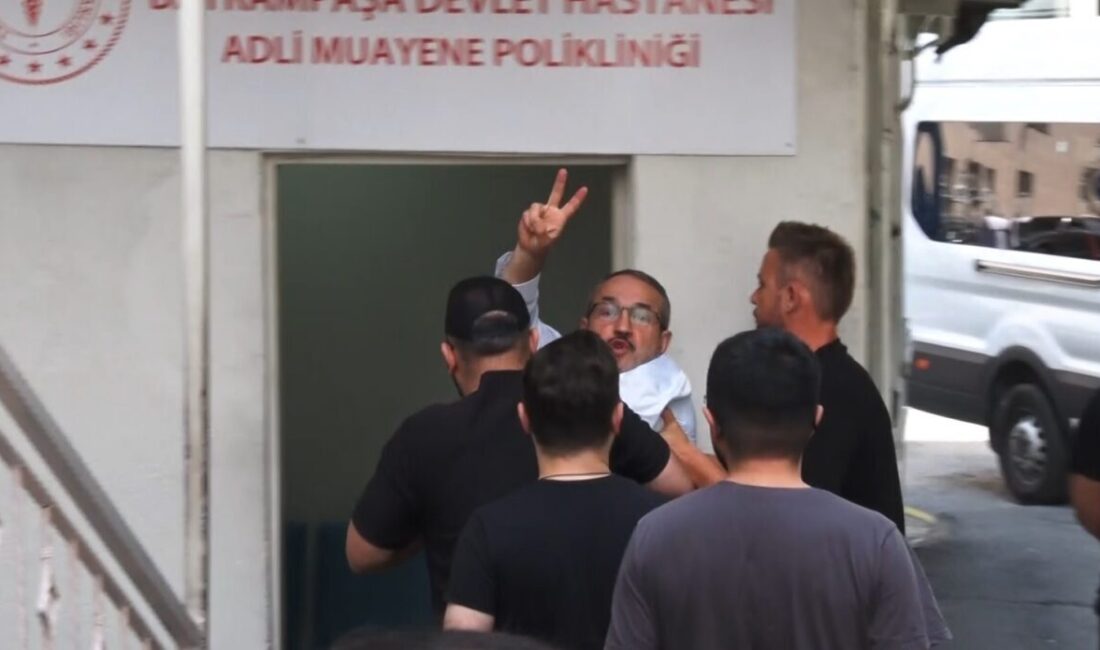Galatasaray taraftar grubu ultrAslan’ın tribün lideri olarak tanınan ve “Sebahattin