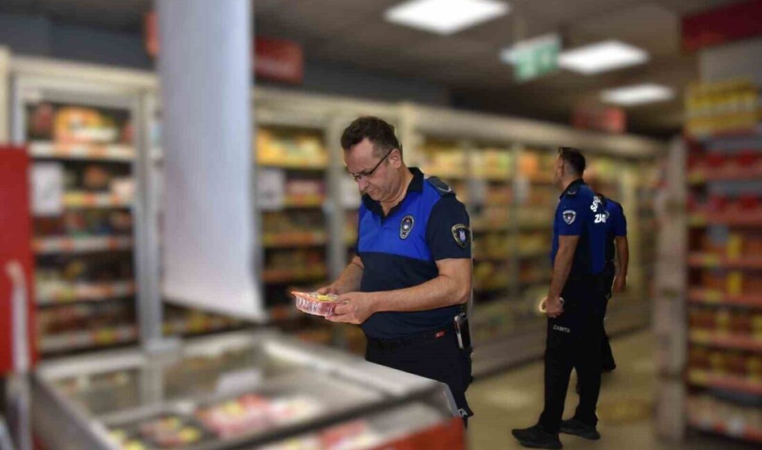 Şehzadeler Belediyesi Zabıta Müdürlüğü ekipleri, ilçe genelinde iş yerlerini denetlemek