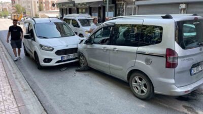 Siirt’te meydana gelen trafik kazasında, Yeni Mahalle Cengiz Topel Caddesi’nde