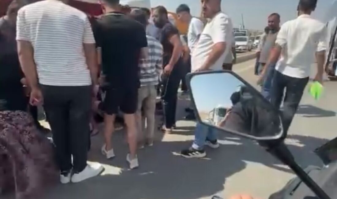 Siirt’in Kurtalan ilçesinde bir çocuk, yolun karşısına geçmeye çalışırken bir