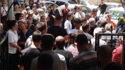 Manisa’nın Şehzadeler ilçesinde motosikletleriyle seyir halindeyken silahlı saldırıya uğrayarak hayatını